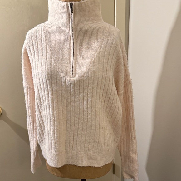 Lucky Brand Sweaters - Lucky Brand Soft Cream Turtleneck Sweater